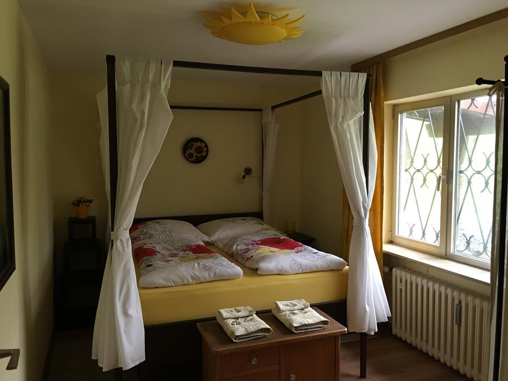Large Wuerzburg Apartment ภายนอก รูปภาพ